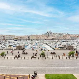  Hostal Ambassade Bretonne Vieux-port