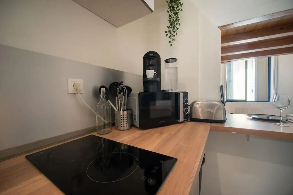 Appartement Tout Equipe Proche De La Plage 2 A 4 Couchages Marseille